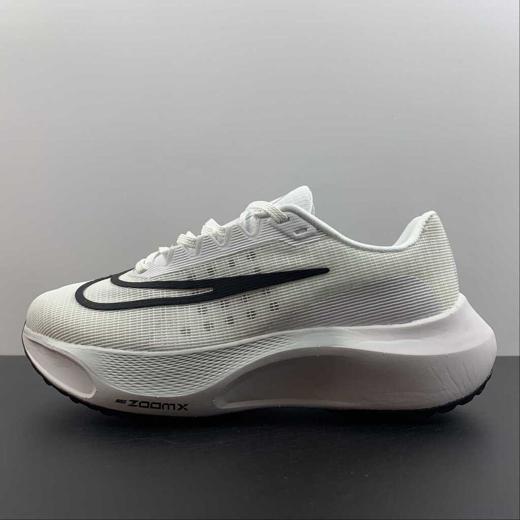 Zoom Fly 5