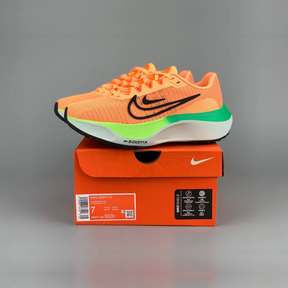 Zoom Fly 5