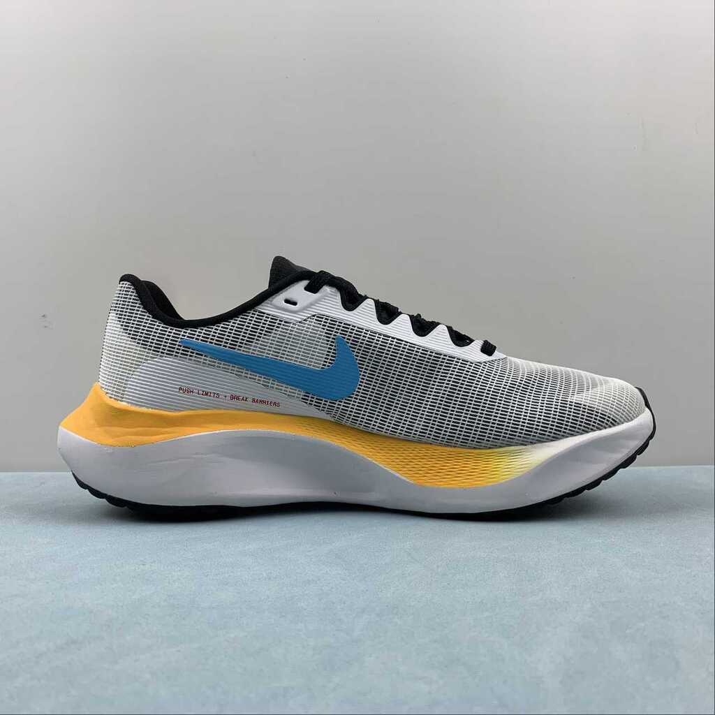 Nike Zoom Fly 5