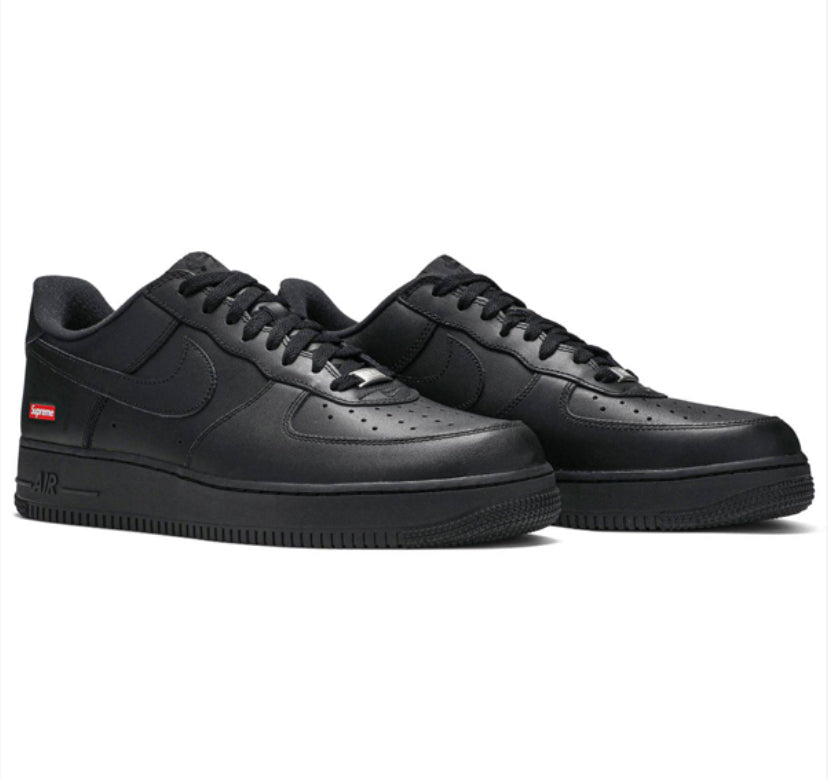 Nike Air Force 1 Low Supreme Black