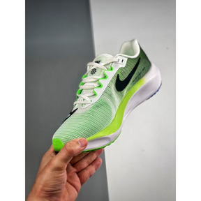 Nike Zoom Fly 5