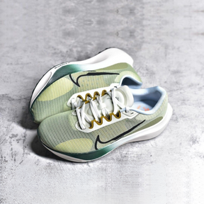 Nike Zoom Fly 5