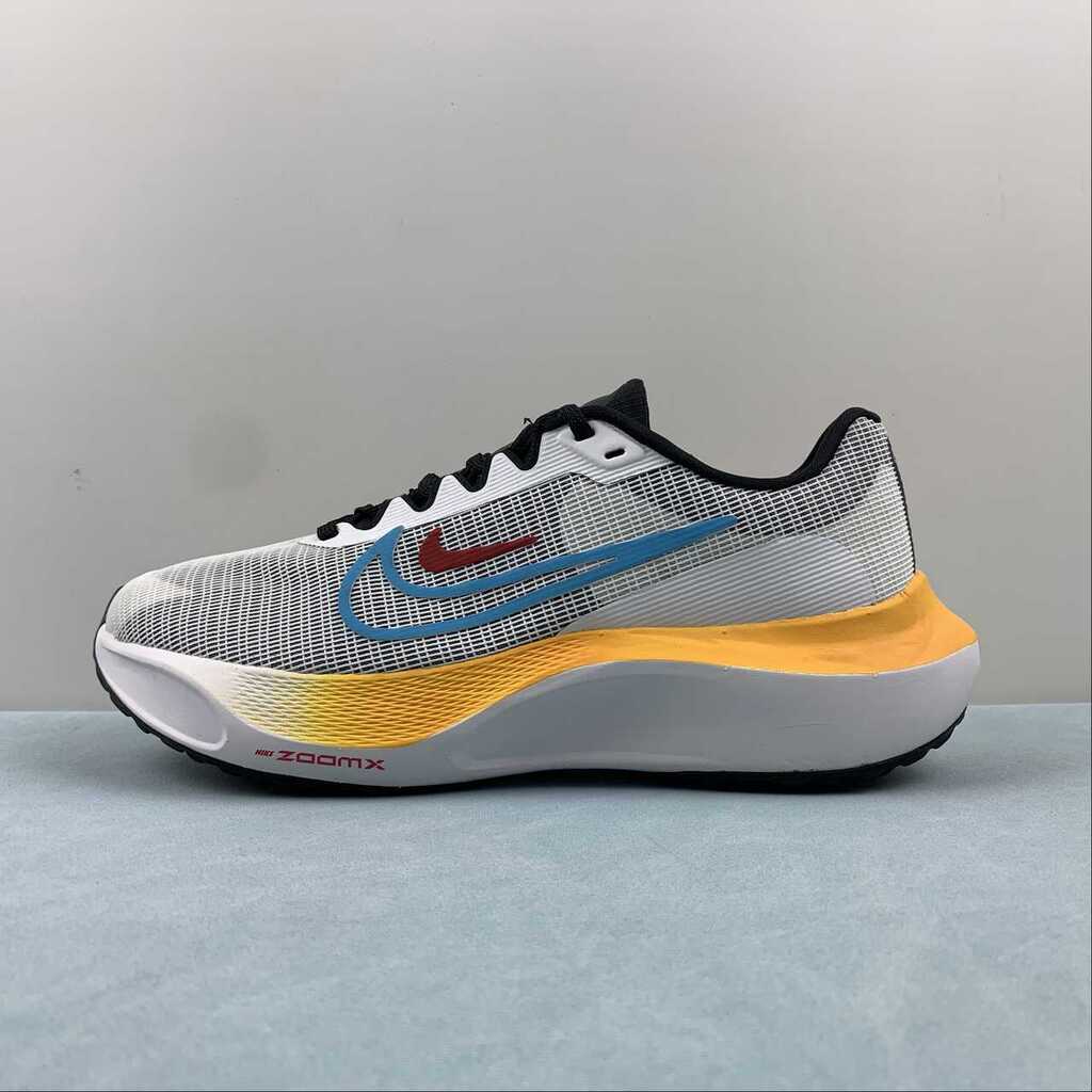 Nike Zoom Fly 5