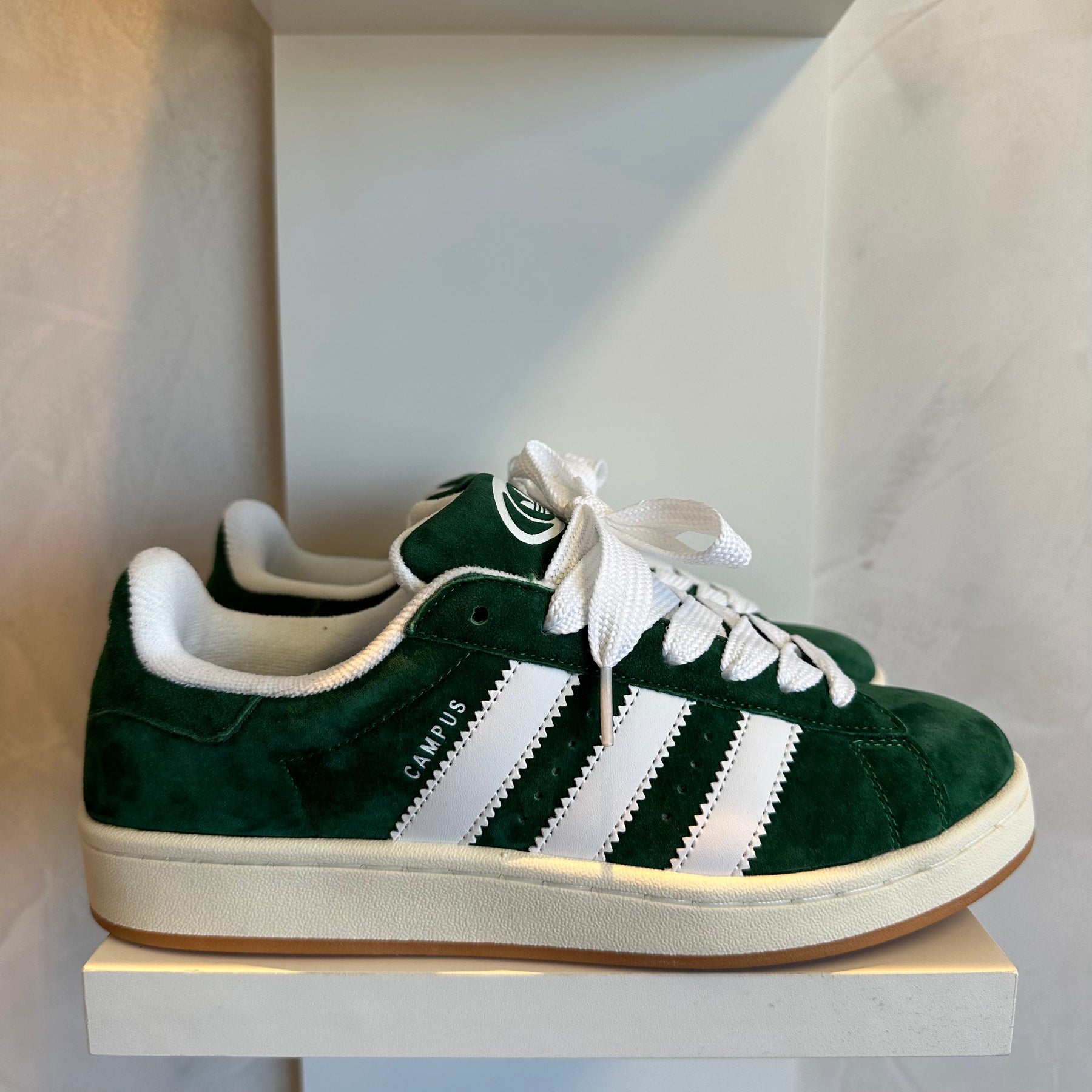 Adidas Campus 00s