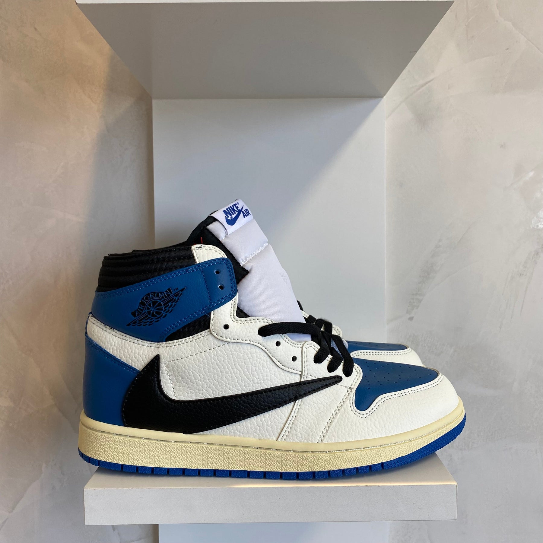 Jordan 1 High OG SP Fragment x Travis Scott