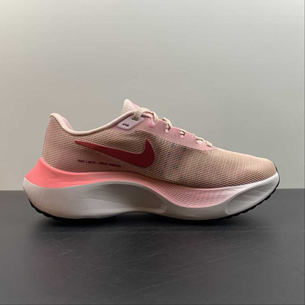 Nike Zoom Fly 5