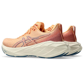 ASICS Novablast 4